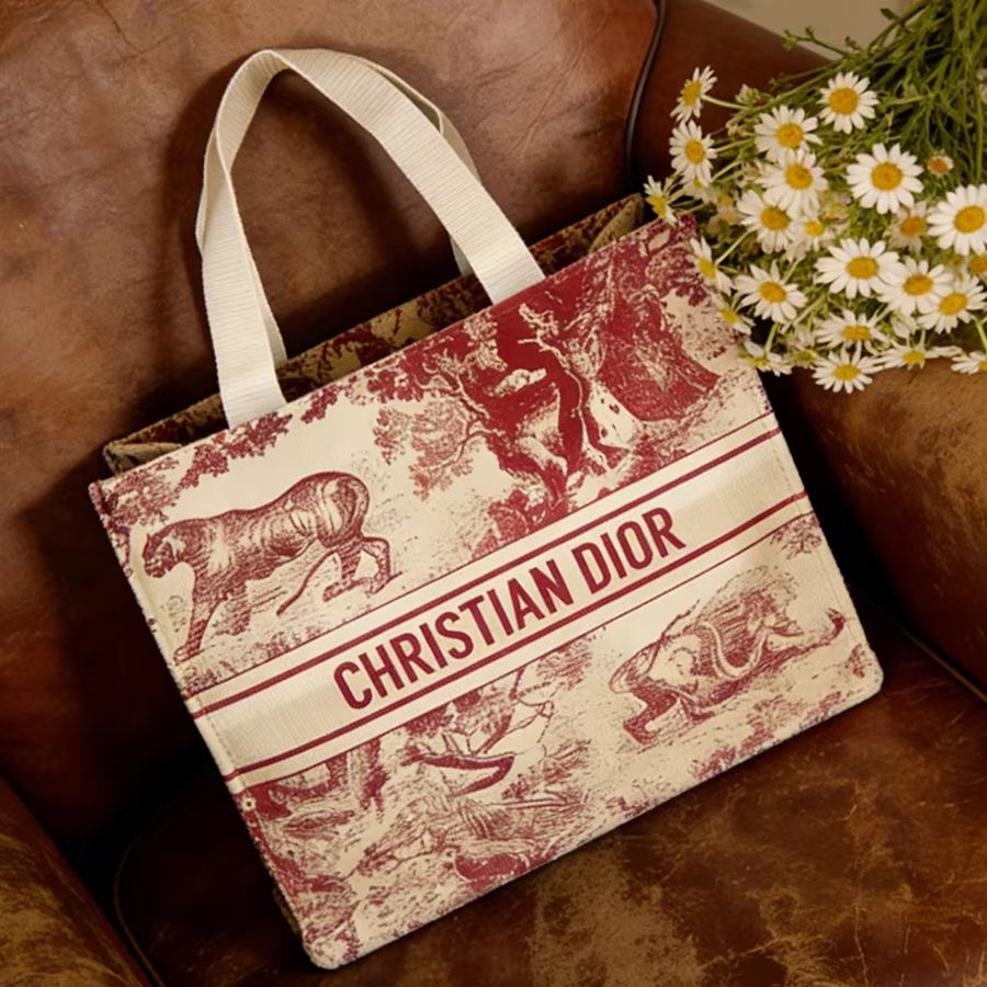 クリスチャン・ディオール ディオールのバッグ レッドアニマル - Women Bags Tote Dior のレビューと価格