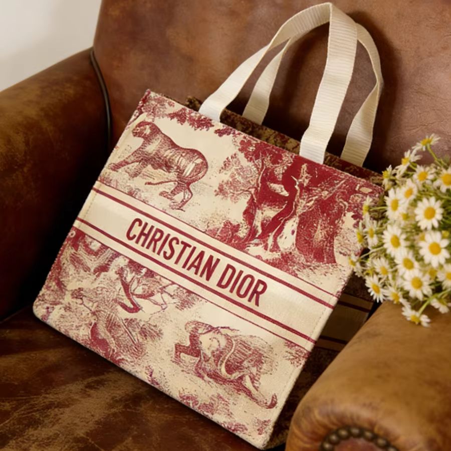 クリスチャン・ディオール ディオールのバッグ レッドアニマル - Women Bags Tote Dior のレビューと価格